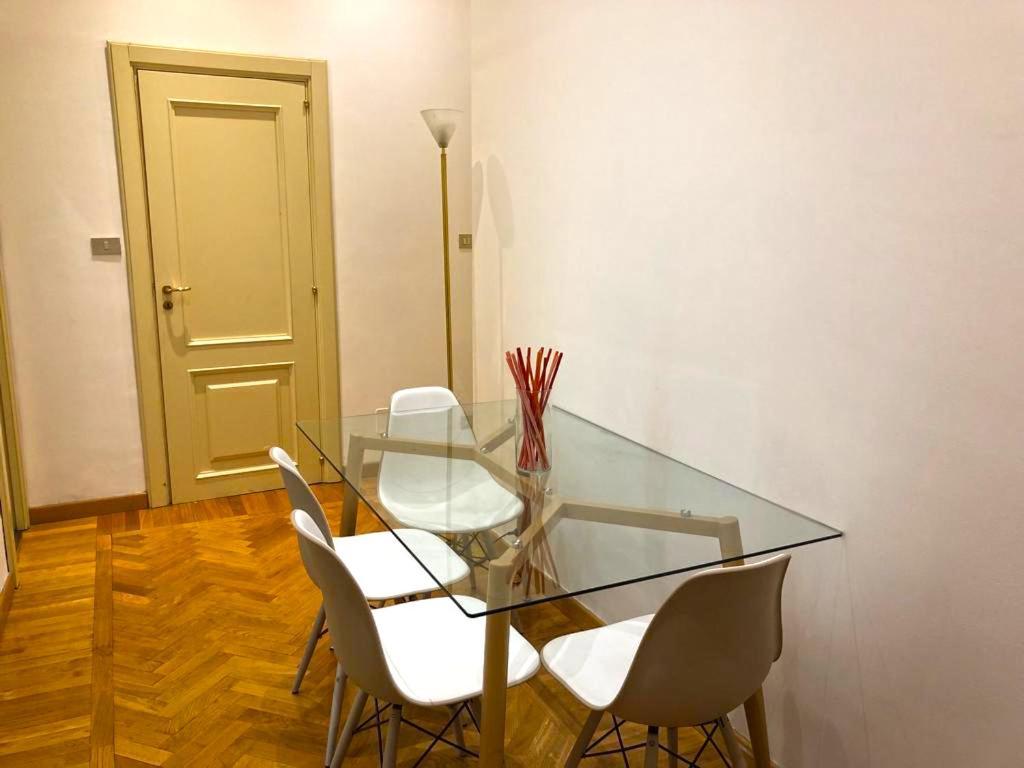 Castel Morrone Apartment Milan Exterior photo